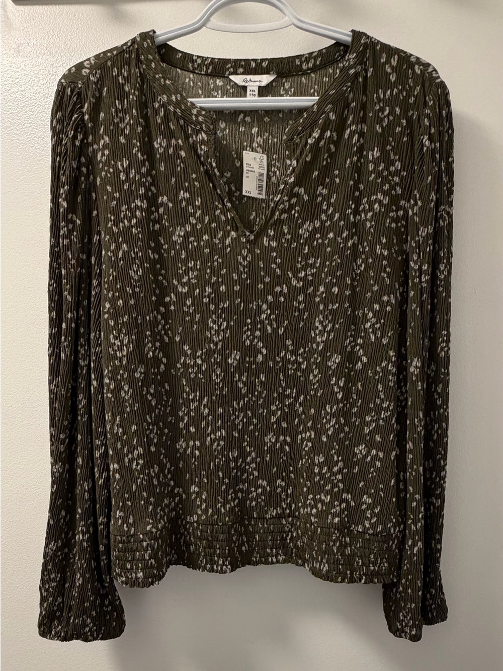 NWT Reitmans Beautiful & Flattering Olive Green Floral Pleated V-Neck Blouse XXL